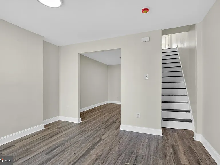 1729 N Bambrey St — Photo 4