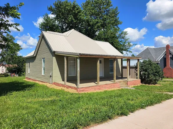 321 W Prime St, Downing, MO 63536