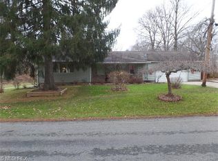 6787 McMullen Rd, Newton Falls, OH 44444