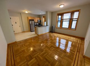 2906 21st Ave APT 3E, Astoria, NY 11105