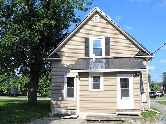 2nd image of 227 N Shoop Ave
