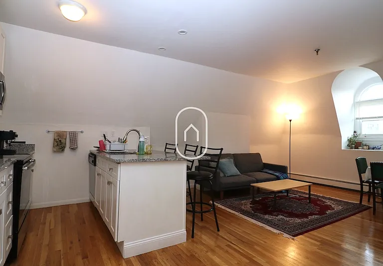 177 Northampton St — Photo 3