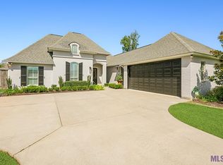 18602 Old Maplewood Dr, Prairieville, LA 70769
