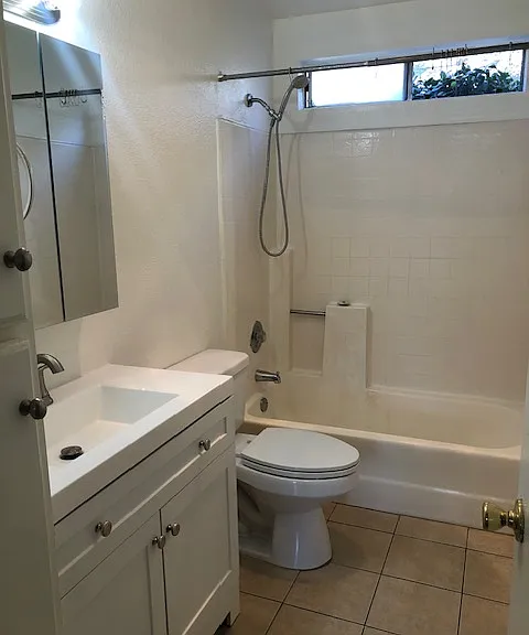 890 Ballantyne St #I — Photo 7