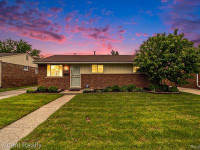 17817 Summer Ln S, Fraser, MI, 48026