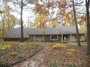 2632 Covington Club Ct, Fort Wayne, IN 46804