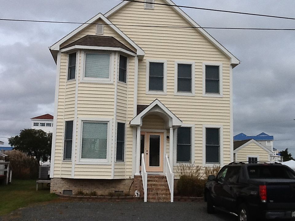 1st image of 39172 Garfield Ave