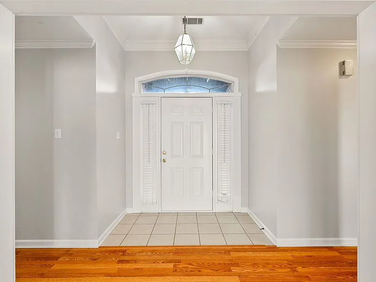 12711 Misty Creek Dr — Photo 10