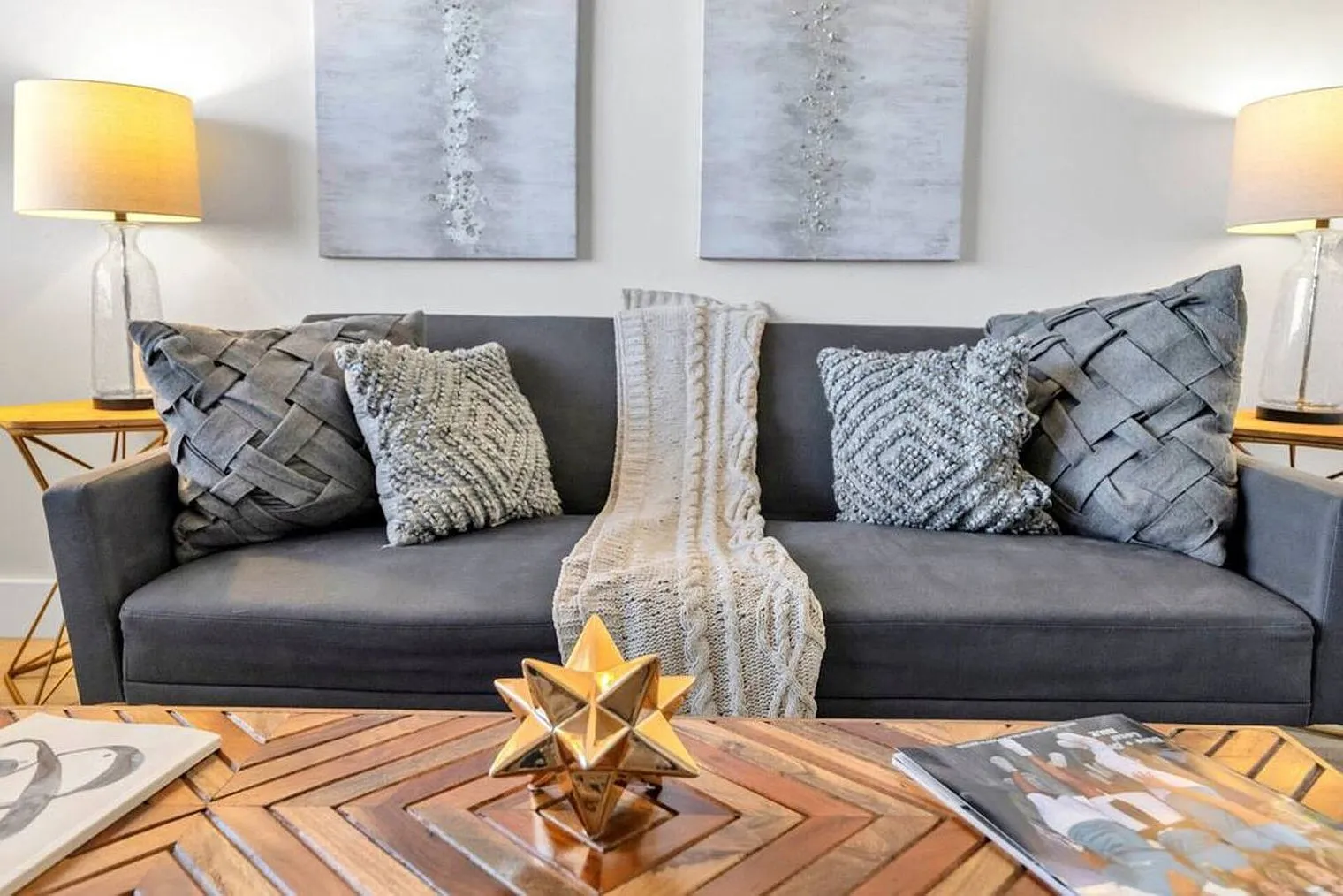 1 bed, 1.0 bath, 6458 sqft, $1,692 — Photo 4