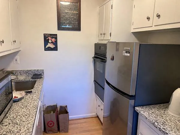 10500 Rockville Pike — Photo 14