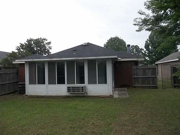 4th image of 6865 Brownwood Ln