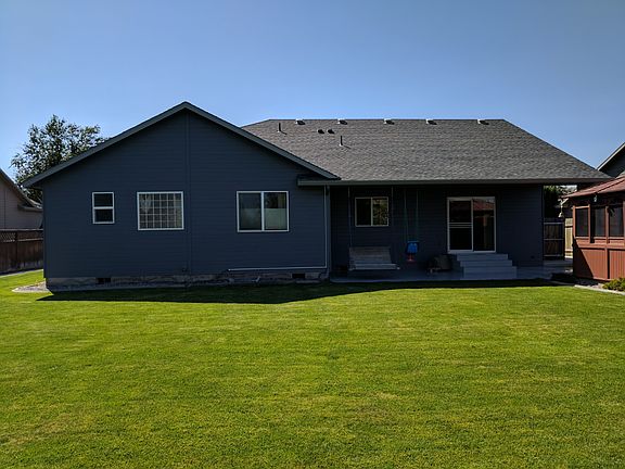 2nd image of 1102 W 32nd Ave