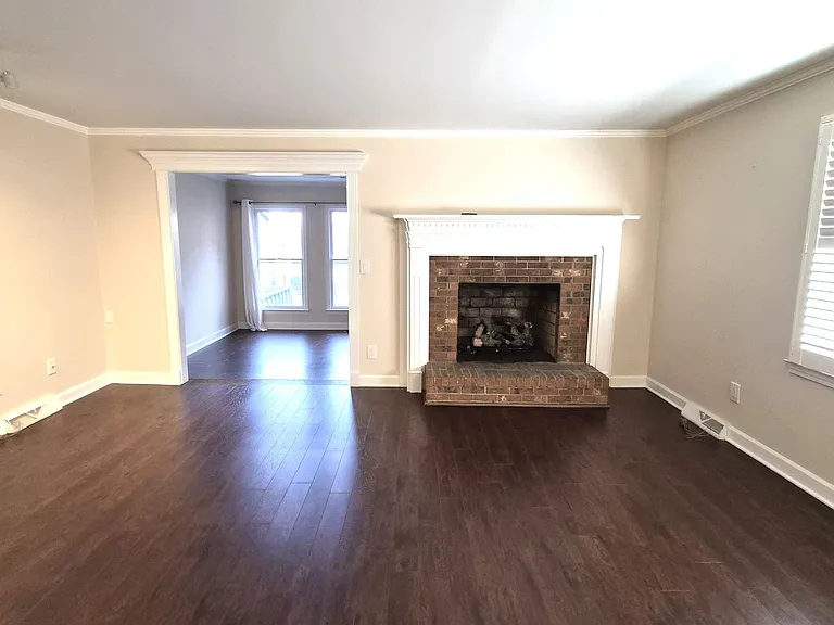 900 N Main St #19 — Photo 6