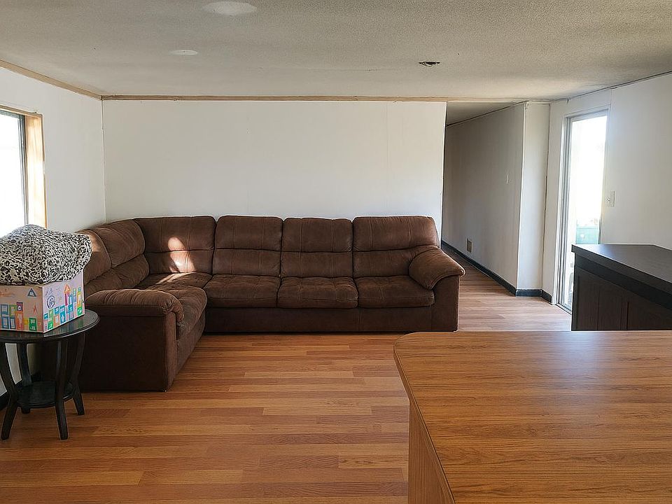 1st image of 121 S Pine St