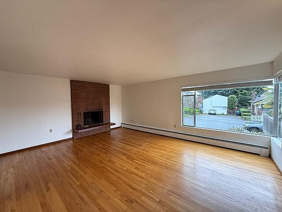 3rd image of 1920 N 36th St APT 4