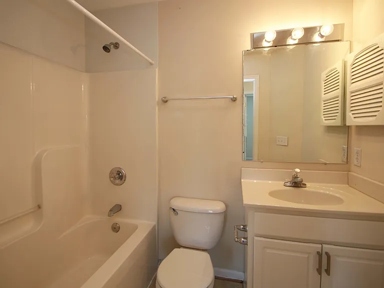 1260 Old Richmond Cir — Photo 30