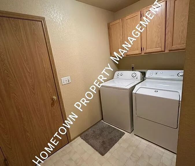 5407 Komachin Loop SE — Photo 27