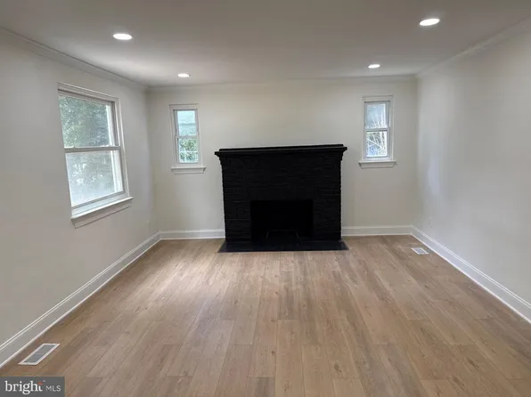6002 41st Ave, Hyattsville, MD 20782