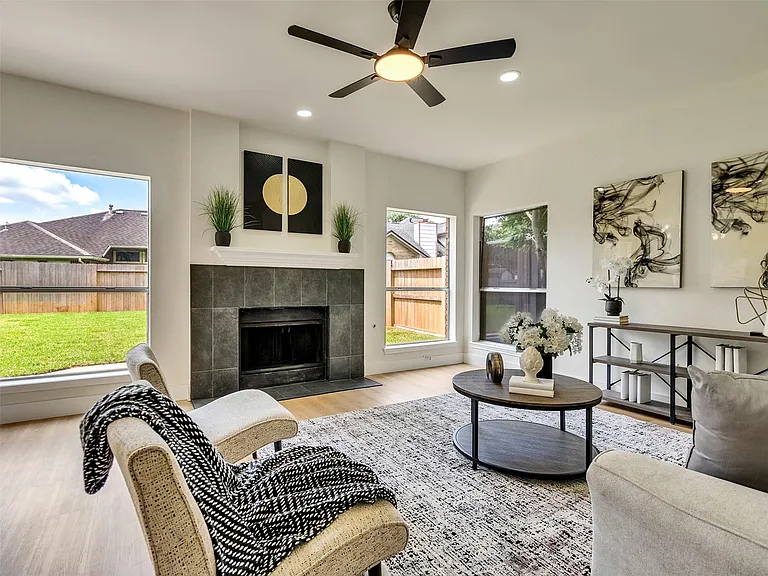 246 Cedar Elm Ln — Photo 4