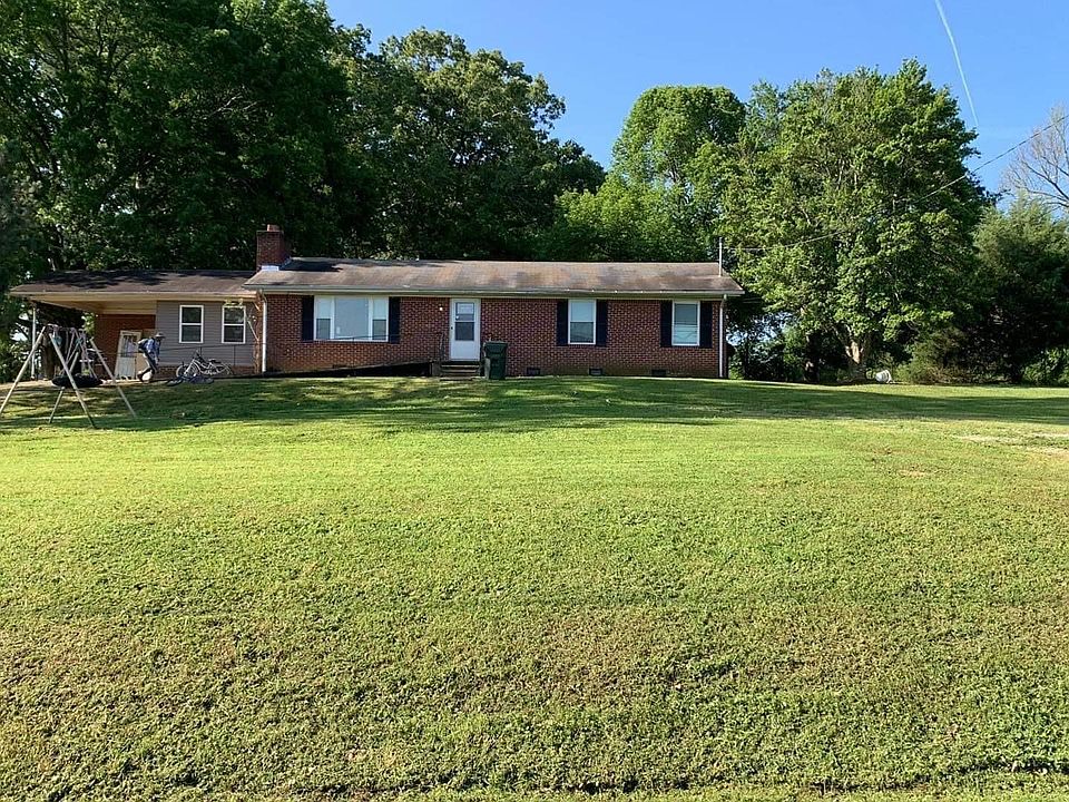 1st image of 230 Mountain View Ln