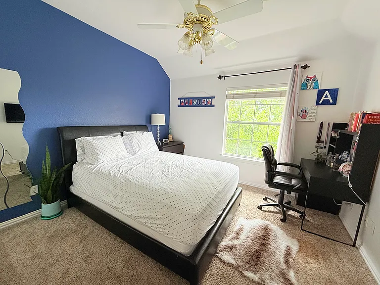 525 Abbey Ct — Photo 20