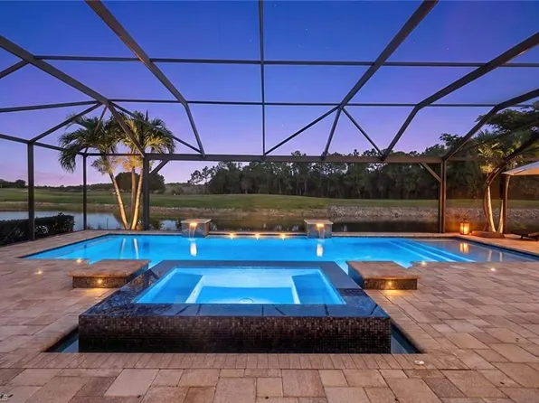 9238 Ores CIR, NAPLES, FL 34120