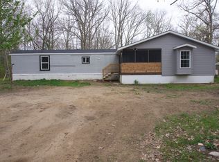 1768 Swan Creek Ct, Allegan, MI 49010