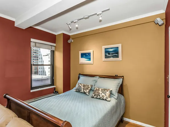 2 Tudor City Place image 8 of 15