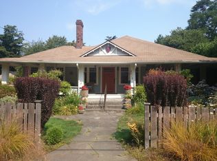 4626 SW Frontenac St, Seattle, WA 98136