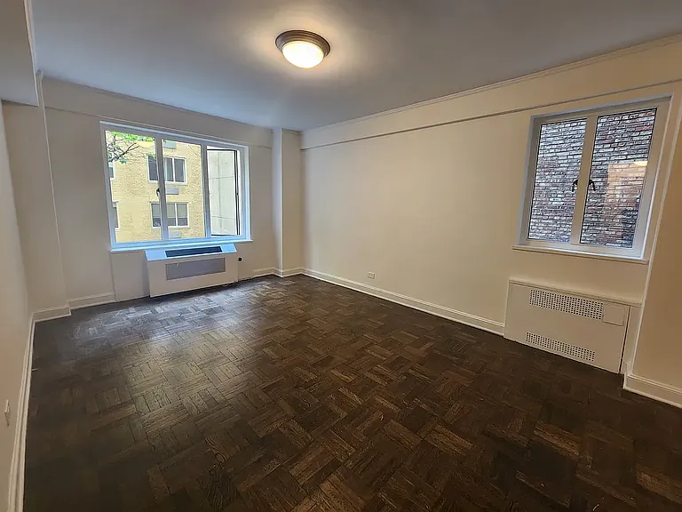 40 Central Park S #5F — Photo 5