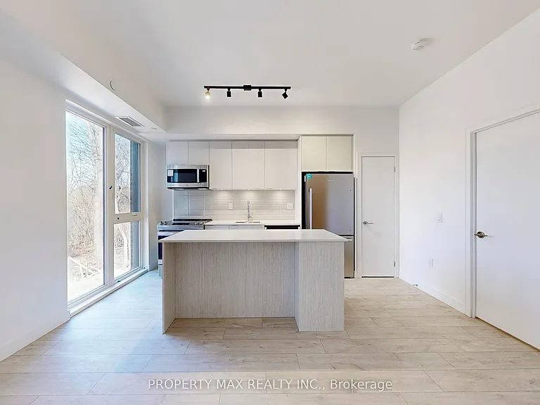 170 Clonmore Dr #9 — Photo 8