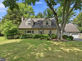 817 Ridge Ln, Media, PA 19063