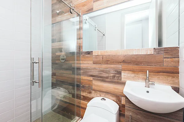 Rented by Nooklyn NYC LLC | media 24