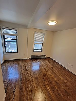 4th image of 388 17th St #2L
