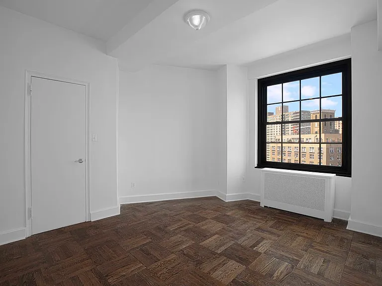 160 W 71st St #16S — Photo 4