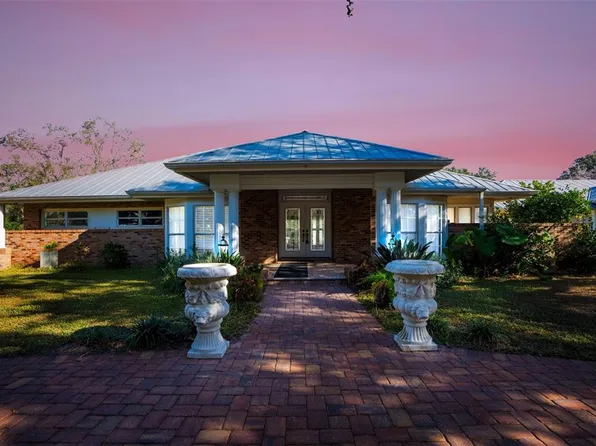 7945 Palmer Blvd, Sarasota, FL 34240