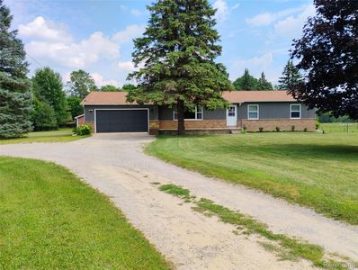 3166 N Oak Rd, Davison, MI, 48423
