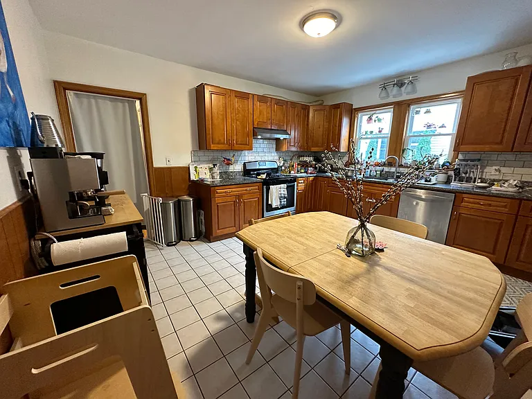 248 Pearl St #248 — Photo 7