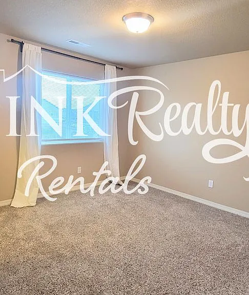 9527 Desert Lily Cir — Photo 23