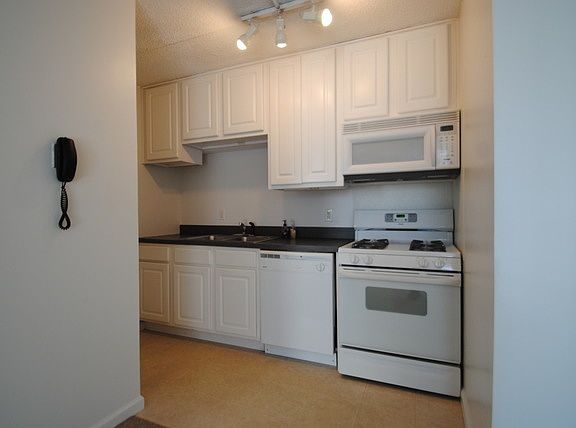 2nd image of 1750 N Marywood Ave APT 211