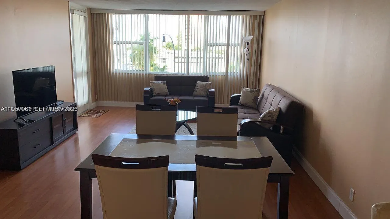 Parker Dorado Condo — Photo 2