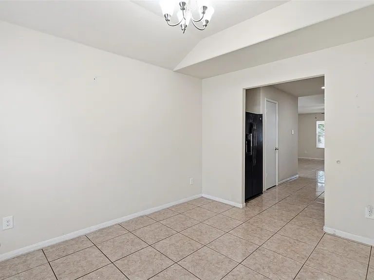 12530 Greencanyon Dr — Photo 11