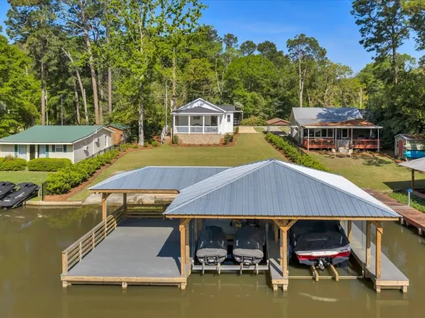 702 Cork Ferry Rd, Cordele, GA 31015