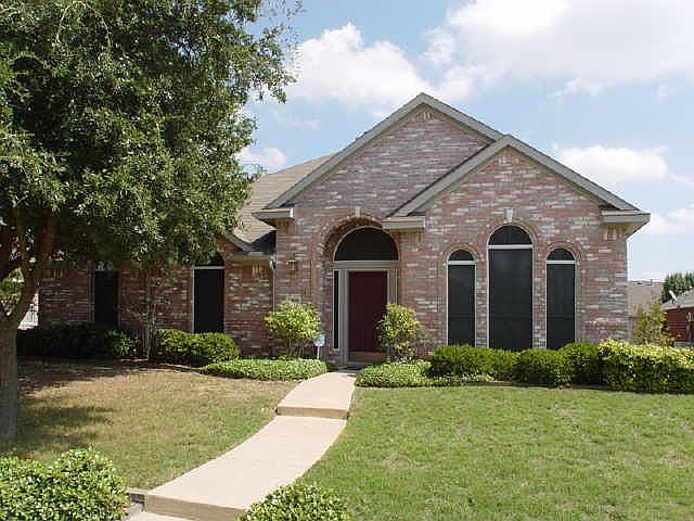 1st image of 8400 Meadow Glade