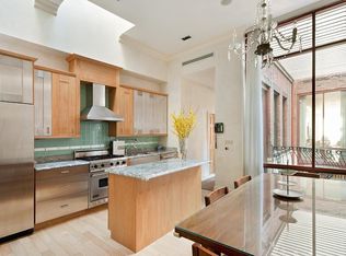 131 E 39th St, New York, NY 10016