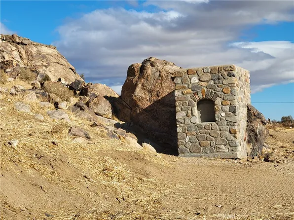 30588 State Highway 18 #7, Lucerne Valley, CA 92356