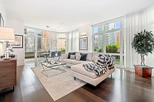 Rented by Keller Williams NYC | media 72