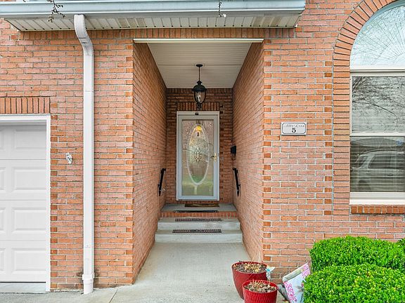 3rd image of 5 Abby Lynn Cir