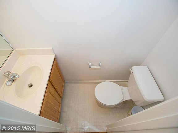 4th image of 6029 Callaway Ct