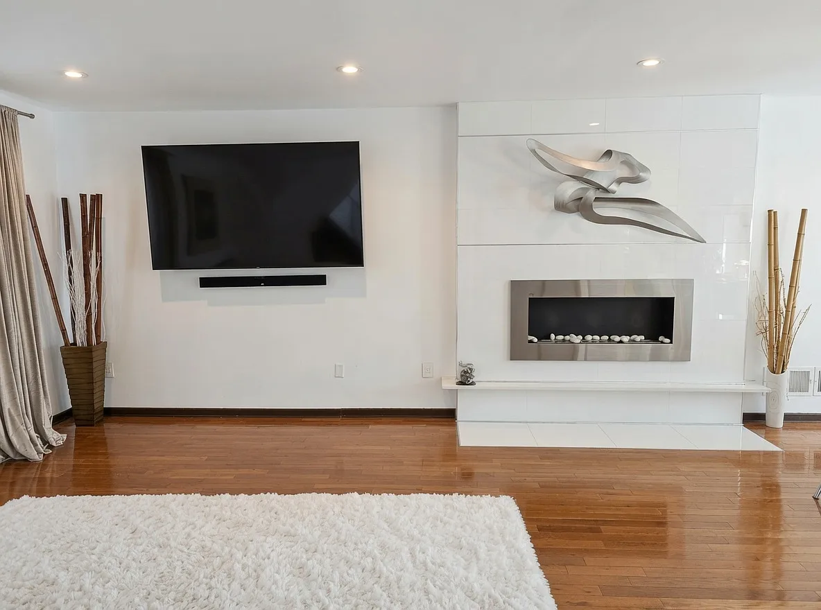 3 bed, 2.5 bath, 1870 sqft, $4,300 — Photo 4